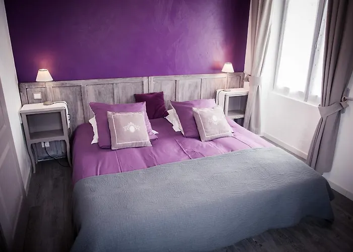 Casa de hóspedes D'hôtes La Combe De Redoles Tour-de-Faure