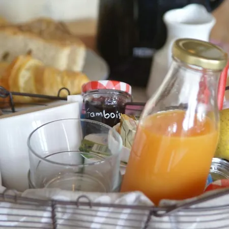 D'hotes La Combe De Redoles Guest house Tour-de-Faure