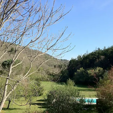 Pensión D'hôtes La Combe De Redoles Tour-de-Faure