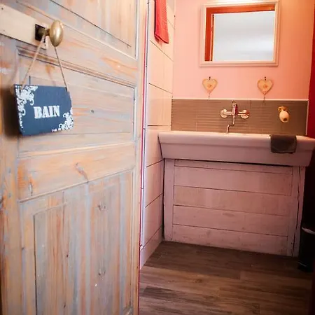 Guest house D'hotes La Combe De Redoles Tour-de-Faure